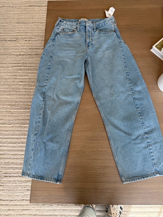 Abercrombie & Fitch Denim - Abercrombie &Fitch Light Blue mid rise barrel jeans- brand new with tags.
